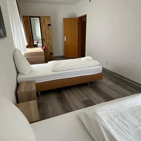 Apartment Othman Pfarrstrasse 54 2og